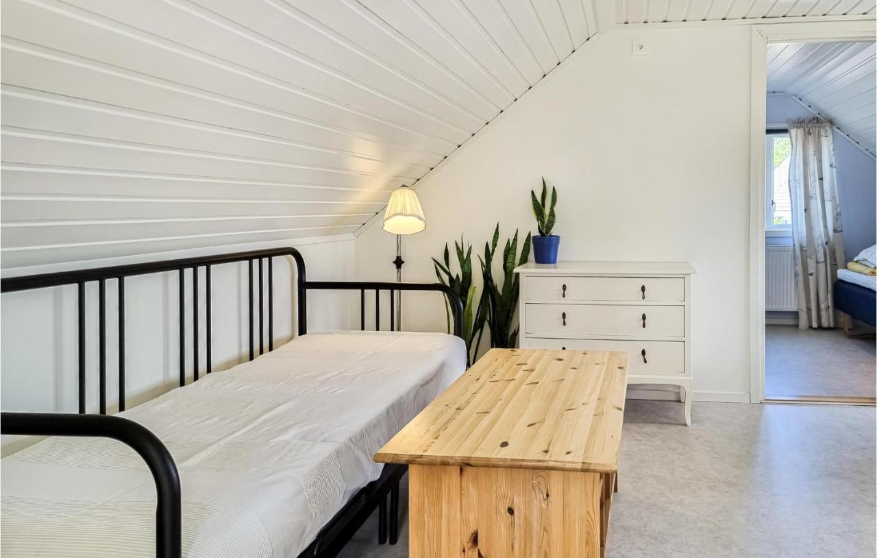Stunning Apartment In Gullspang With Wifi 외부 사진